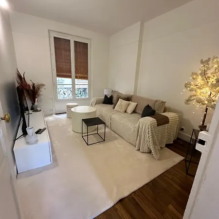 Cosy Proche Tour Eiffel Apartment Paris Exterior photo